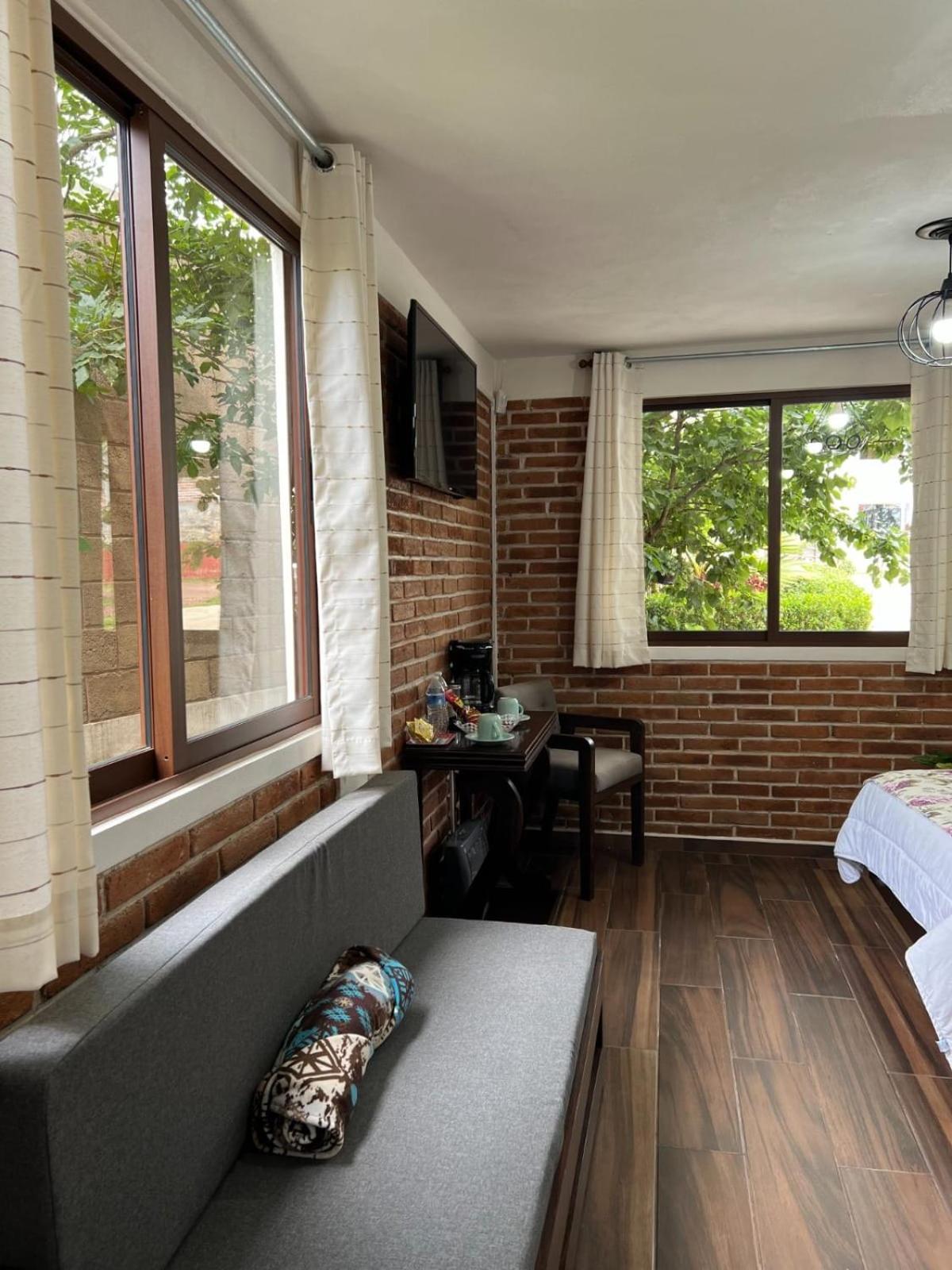 El Descanso Casa-Hotel Zacatlan. Номер фото